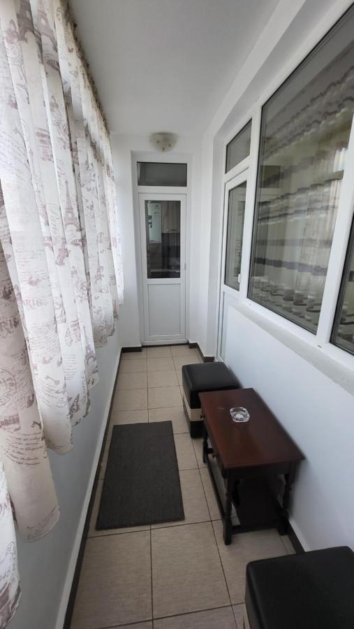 Apartament Navi Онещи Екстериор снимка
